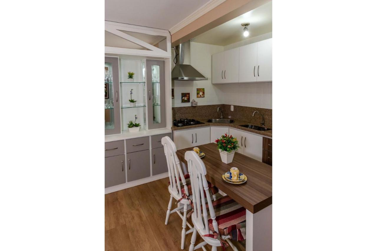 Apartament Locar-In Gramado- 100M Rua Coberta Zewnętrze zdjęcie
